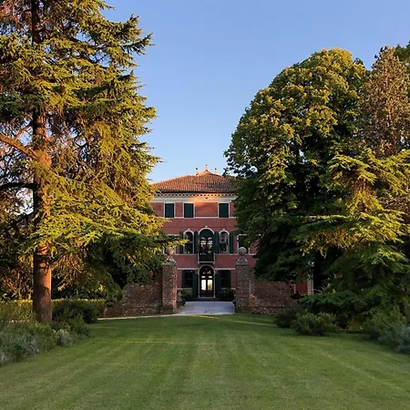 Guest house Foresteria Di Tiepolo Passi